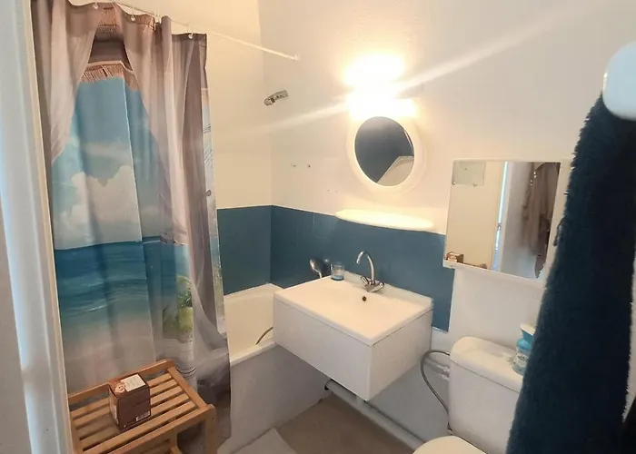 Les Embruns Vue Sur La *